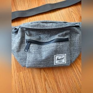 Herschel Seventeen 600D Hip Pack, Grey
